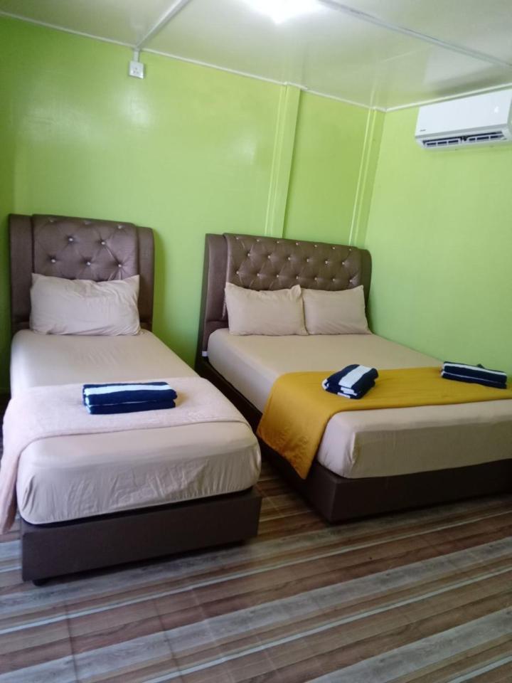 Oceanboys Inn Kampong Pasir Panjang  Eksteriør billede