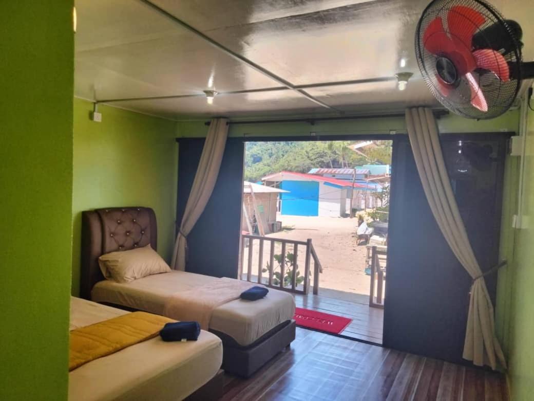 Oceanboys Inn Kampong Pasir Panjang  Eksteriør billede